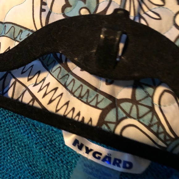 Top Nygard - Picture 2 of 4